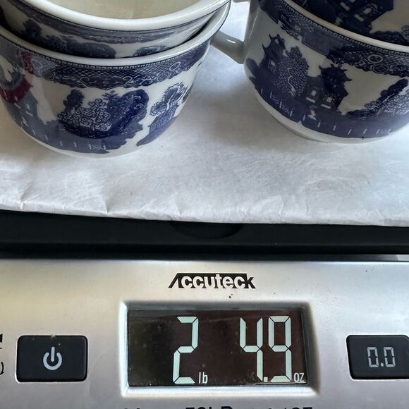 EUC! Vintage Johnson Brothers Blue Willow Teacups Set of 6 - Picture 8 of 8